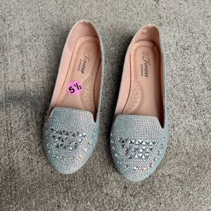 Girls size 5.5 bejeweled flat shoes